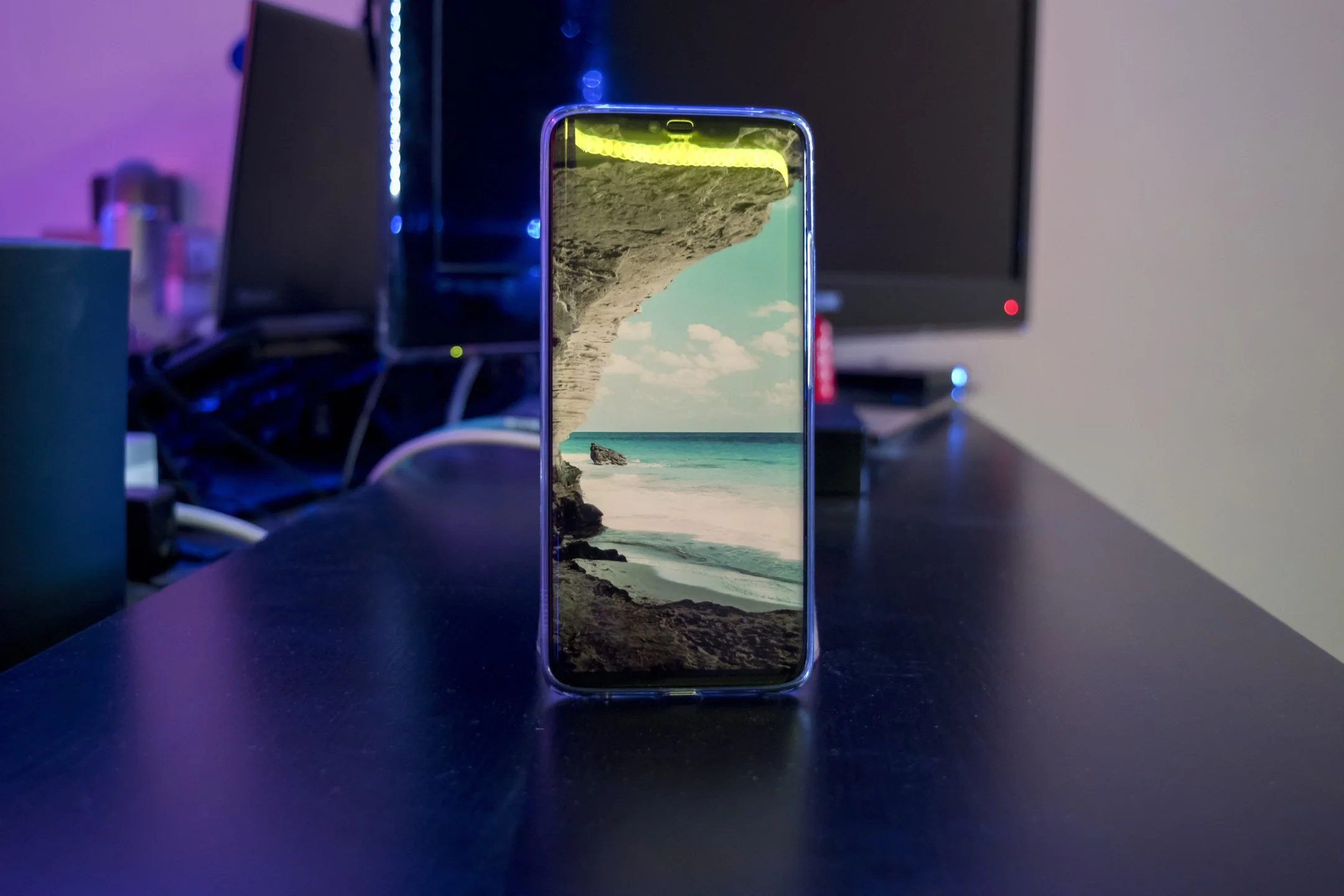 Huawei Mate 20 Pro review by Martin Guay